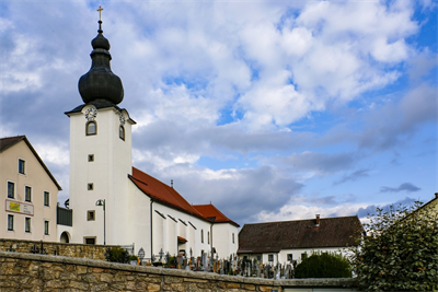 Pfarrkirche Liebenau (Ansicht von Südwesten)
